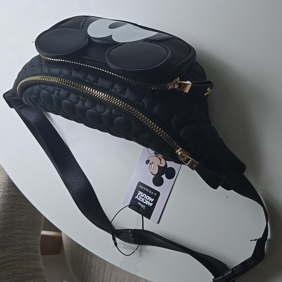 NWT Disney's Mickey Mouse Face Belt Bag Adj Strap with gold tone - Picture 3 of 5